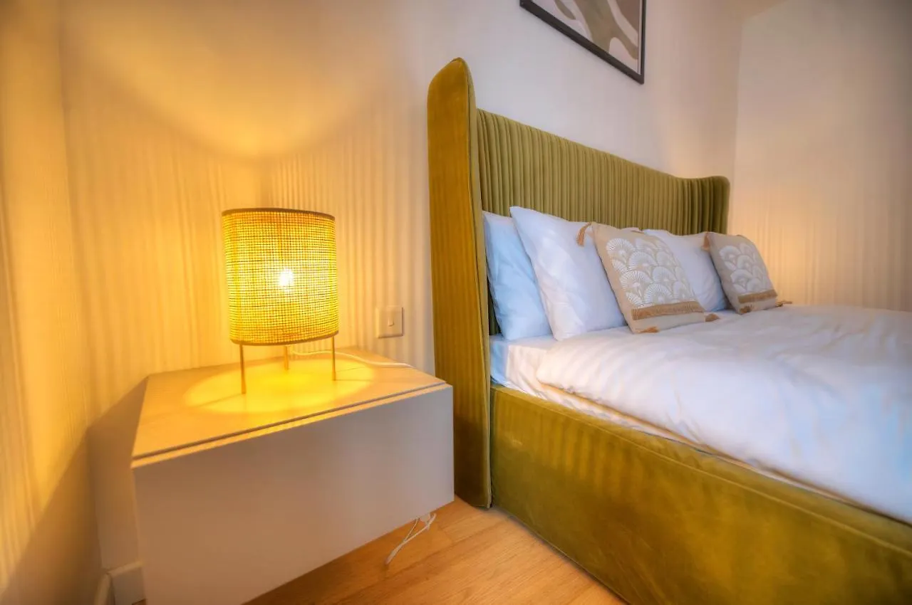 Apartment Large & Beautifully Furnished 2 Bedrooms Abon1-1 Sliema
