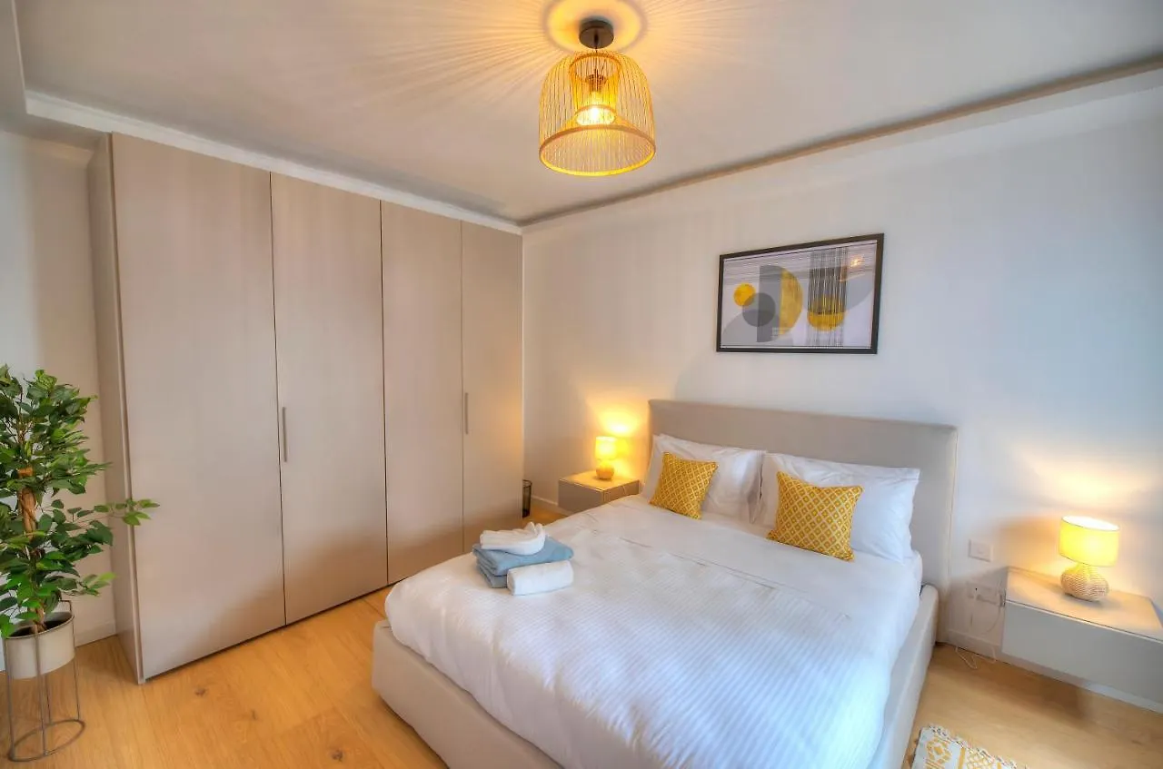 Apartment Large & Beautifully Furnished 2 Bedrooms Abon1-1 Sliema